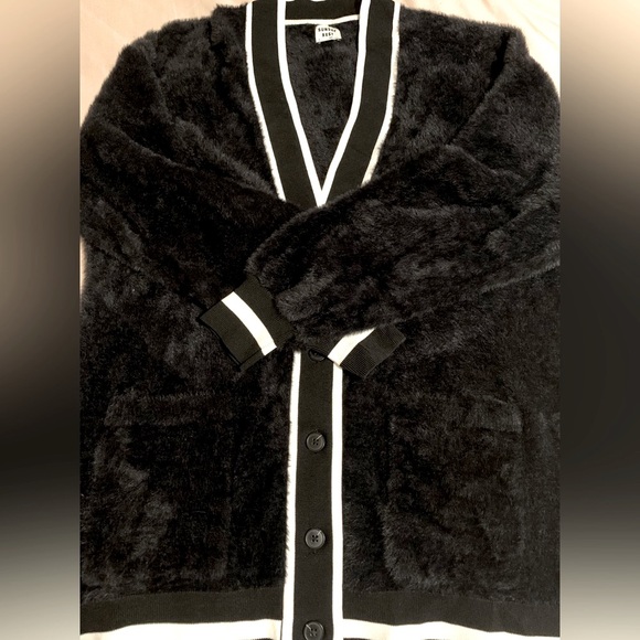 Aritzia Sunday Best Katie Kitten Cardigan - Picture 2 of 8